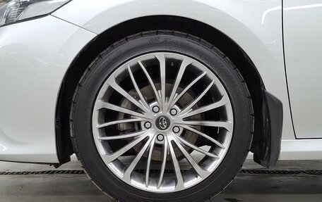 Toyota Camry, 2018 год, 2 640 000 рублей, 18 фотография