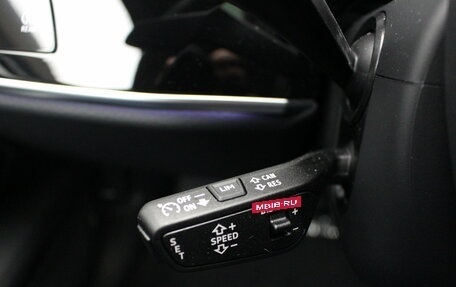 Audi A8, 2025 год, 19 000 000 рублей, 29 фотография