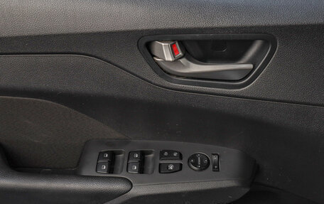 Hyundai Solaris II рестайлинг, 2019 год, 1 249 000 рублей, 9 фотография