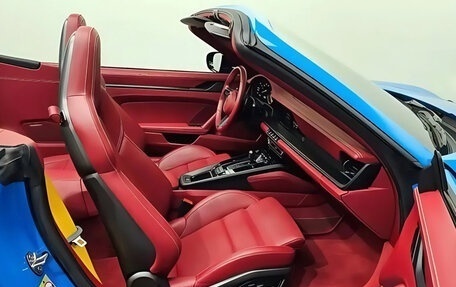 Porsche 911, 2023 год, 18 045 000 рублей, 12 фотография