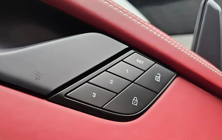 Porsche 911, 2023 год, 18 045 000 рублей, 15 фотография