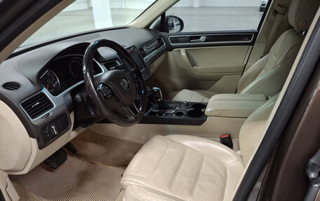 Volkswagen Touareg III, 2013 год, 2 030 000 рублей, 20 фотография