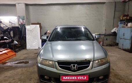 Honda Accord VII рестайлинг, 2004 год, 390 000 рублей, 1 фотография