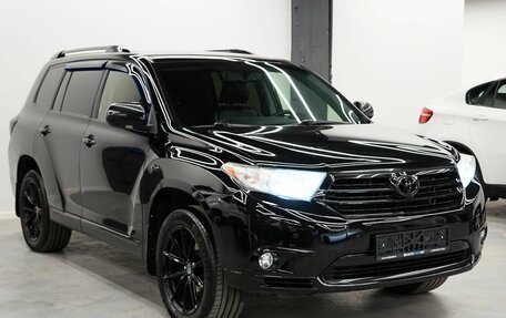 Toyota Highlander III, 2013 год, 1 795 000 рублей, 3 фотография