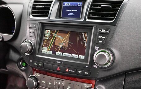 Toyota Highlander III, 2013 год, 1 795 000 рублей, 12 фотография