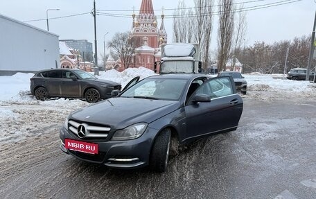 Mercedes-Benz C-Класс, 2011 год, 1 350 000 рублей, 3 фотография