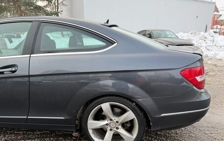 Mercedes-Benz C-Класс, 2011 год, 1 350 000 рублей, 11 фотография