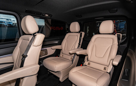 Mercedes-Benz V-Класс, 2024 год, 15 500 000 рублей, 26 фотография