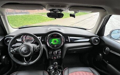 MINI Hatch, 2018 год, 1 480 000 рублей, 6 фотография