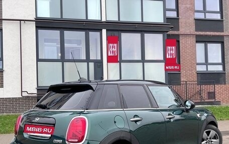 MINI Hatch, 2018 год, 1 480 000 рублей, 2 фотография