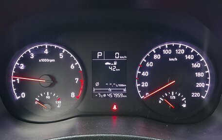 Hyundai Solaris II рестайлинг, 2019 год, 780 000 рублей, 1 фотография