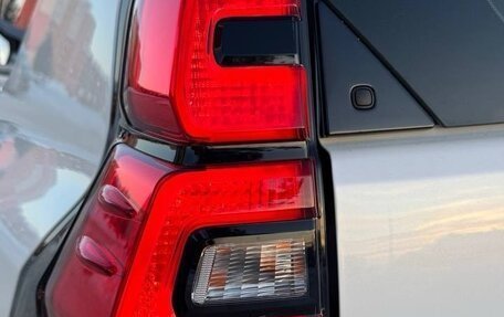 Toyota Land Cruiser Prado 150 рестайлинг 2, 2021 год, 5 499 000 рублей, 7 фотография