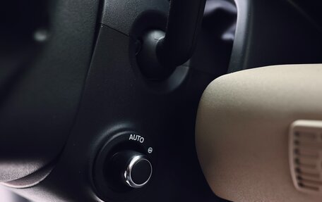 Land Rover Defender II, 2020 год, 4 300 000 рублей, 15 фотография