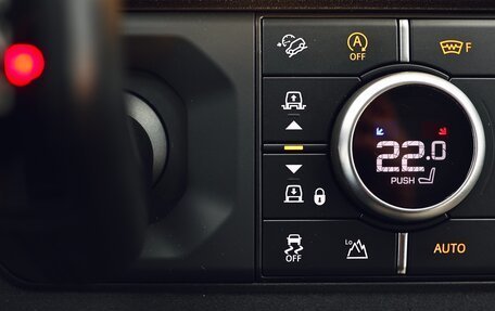 Land Rover Defender II, 2020 год, 4 300 000 рублей, 30 фотография