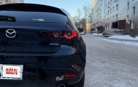 Mazda 3, 2020 год, 2 100 000 рублей, 2 фотография