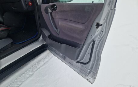 Mercedes-Benz A-Класс, 1998 год, 280 000 рублей, 10 фотография