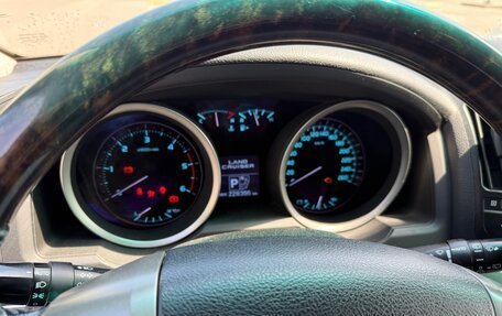 Toyota Land Cruiser 200, 2010 год, 3 390 000 рублей, 5 фотография