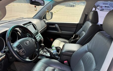 Toyota Land Cruiser 200, 2010 год, 3 390 000 рублей, 6 фотография