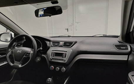 KIA Rio III рестайлинг, 2017 год, 644 000 рублей, 11 фотография