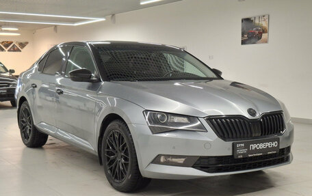 Skoda Superb III рестайлинг, 2016 год, 1 700 000 рублей, 3 фотография