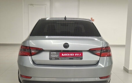 Skoda Superb III рестайлинг, 2016 год, 1 700 000 рублей, 6 фотография