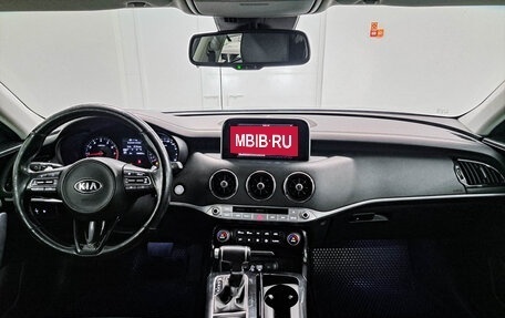 KIA Stinger I, 2018 год, 1 939 000 рублей, 17 фотография