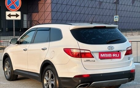 Hyundai Santa Fe III рестайлинг, 2014 год, 1 997 000 рублей, 27 фотография