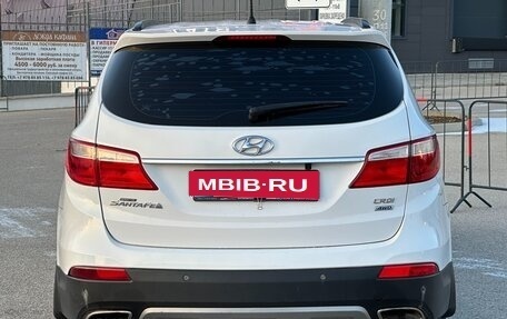 Hyundai Santa Fe III рестайлинг, 2014 год, 1 997 000 рублей, 30 фотография