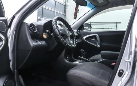 Toyota RAV4, 2011 год, 1 750 000 рублей, 10 фотография