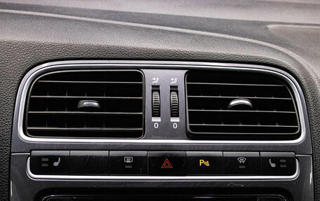 Volkswagen Polo VI (EU Market), 2019 год, 889 000 рублей, 19 фотография