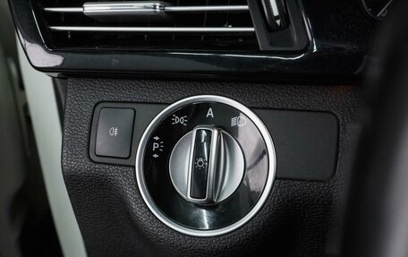 Mercedes-Benz E-Класс, 2011 год, 1 479 000 рублей, 13 фотография