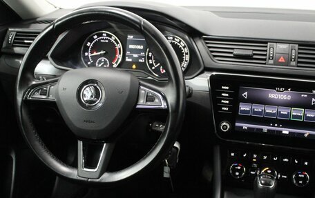 Skoda Superb III рестайлинг, 2018 год, 1 990 000 рублей, 17 фотография