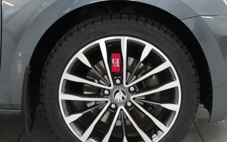 Skoda Superb III рестайлинг, 2018 год, 1 990 000 рублей, 15 фотография