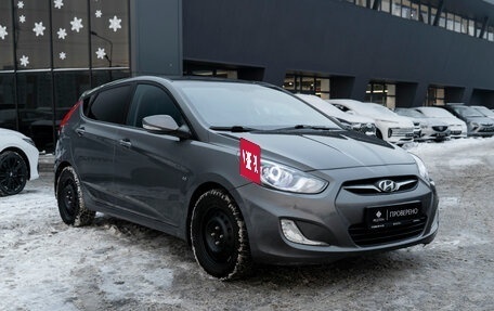 Hyundai Solaris II рестайлинг, 2012 год, 945 000 рублей, 2 фотография