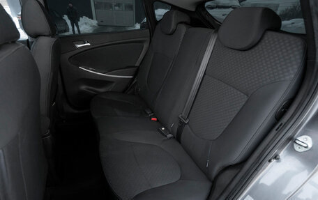 Hyundai Solaris II рестайлинг, 2012 год, 945 000 рублей, 12 фотография