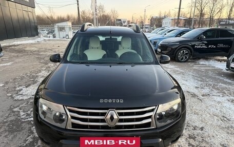 Renault Duster I рестайлинг, 2014 год, 855 000 рублей, 2 фотография