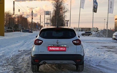 Renault Kaptur I рестайлинг, 2018 год, 1 350 000 рублей, 10 фотография