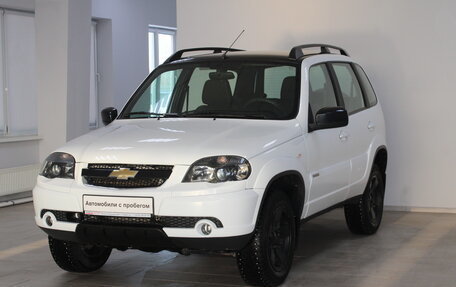 Chevrolet Niva I рестайлинг, 2017 год, 889 900 рублей, 3 фотография