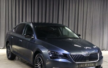 Skoda Superb III рестайлинг, 2015 год, 1 499 000 рублей, 3 фотография