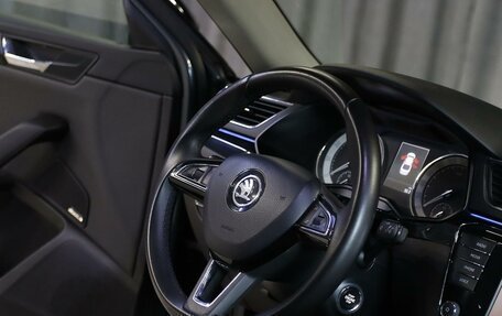 Skoda Superb III рестайлинг, 2015 год, 1 499 000 рублей, 10 фотография