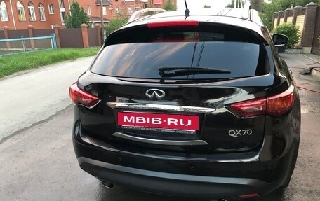 Infiniti QX70, 2014 год, 2 350 000 рублей, 2 фотография