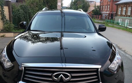 Infiniti QX70, 2014 год, 2 350 000 рублей, 3 фотография