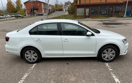 Volkswagen Jetta VI, 2016 год, 1 099 000 рублей, 5 фотография