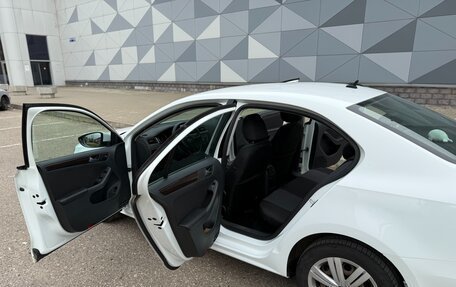 Volkswagen Jetta VI, 2016 год, 1 099 000 рублей, 11 фотография