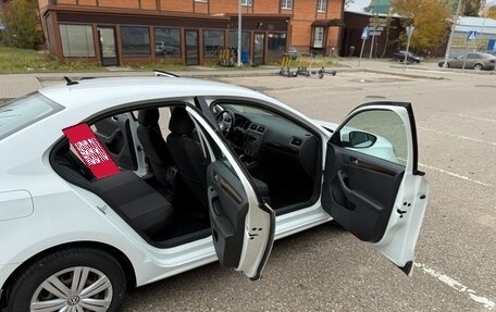 Volkswagen Jetta VI, 2016 год, 1 099 000 рублей, 10 фотография