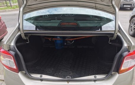 Renault Logan II, 2017 год, 700 000 рублей, 8 фотография