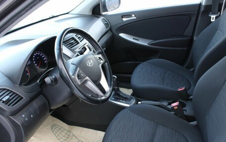 Hyundai Solaris II рестайлинг, 2014 год, 1 080 000 рублей, 18 фотография