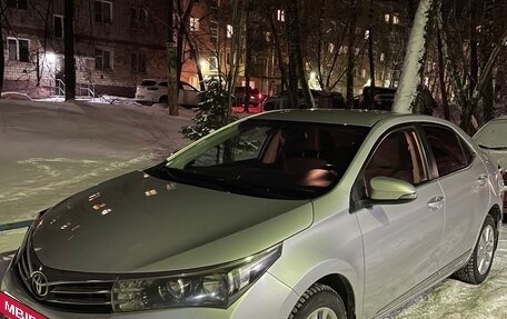 Toyota Corolla, 2013 год, 1 190 000 рублей, 2 фотография