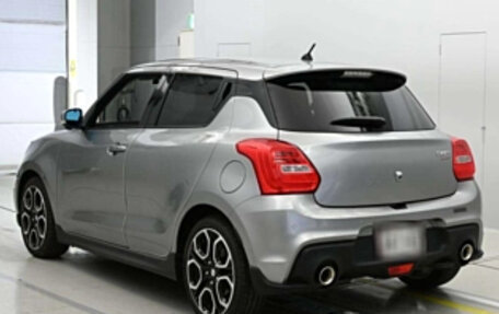 Suzuki Swift V, 2022 год, 1 290 000 рублей, 6 фотография