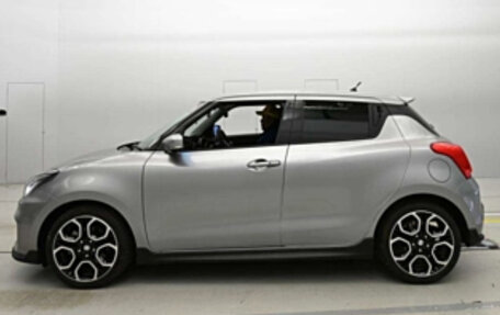 Suzuki Swift V, 2022 год, 1 290 000 рублей, 4 фотография